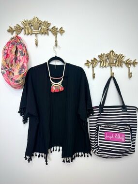 Black boho flowy kimono duster Xl/1X ptp 26” l 26”